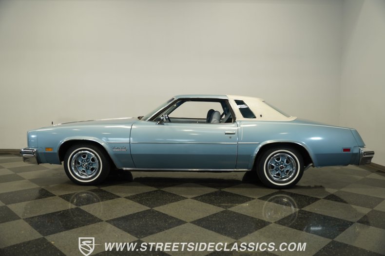 Oldsmobile-Cutlass-1976-Horizon-Blue-Blue
