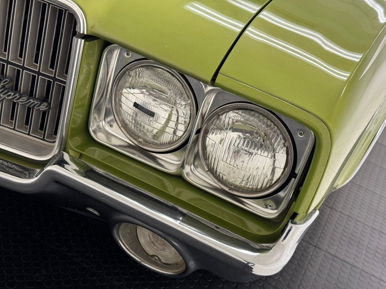 Oldsmobile-Cutlass-supreme-1971-Lime-White-15