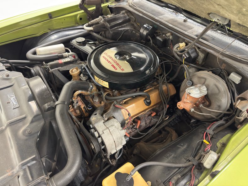 Oldsmobile-Cutlass-supreme-1971-Lime-White-28