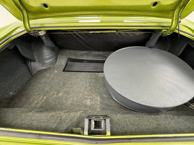 Oldsmobile-Cutlass-supreme-1971-Lime-White-29