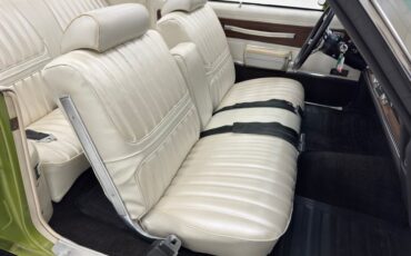 Oldsmobile-Cutlass-supreme-1971-Lime-White-37