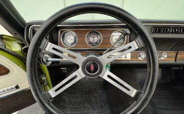 Oldsmobile-Cutlass-supreme-1971-Lime-White-39