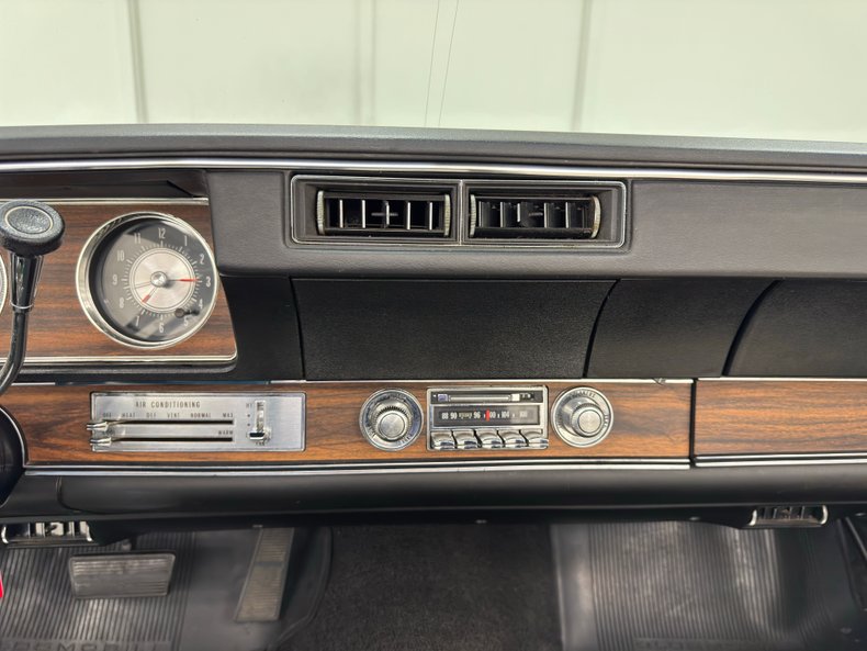 Oldsmobile-Cutlass-supreme-1971-Lime-White-43