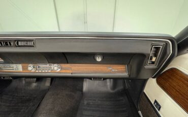 Oldsmobile-Cutlass-supreme-1971-Lime-White-44