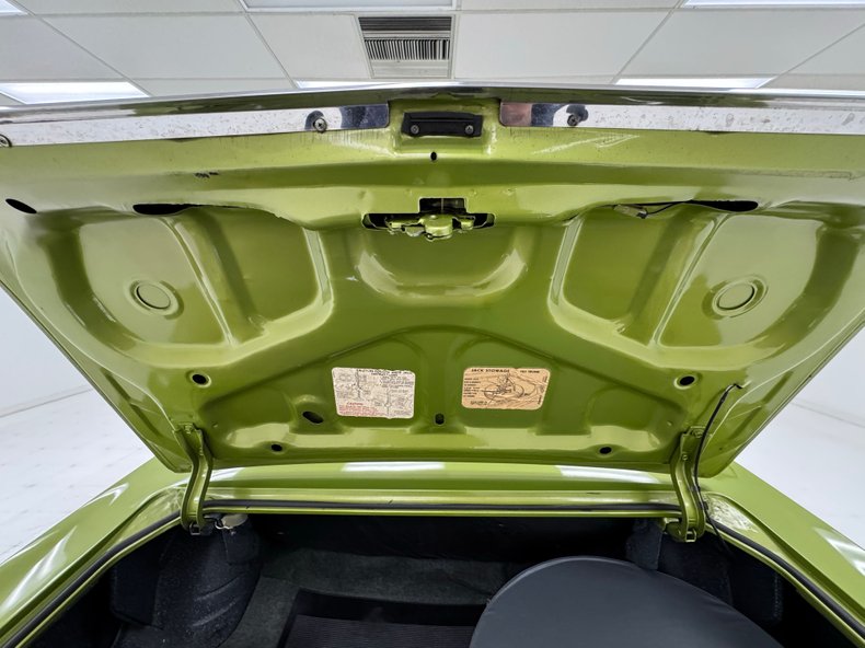 Oldsmobile-Cutlass-supreme-1971-Lime-White-49