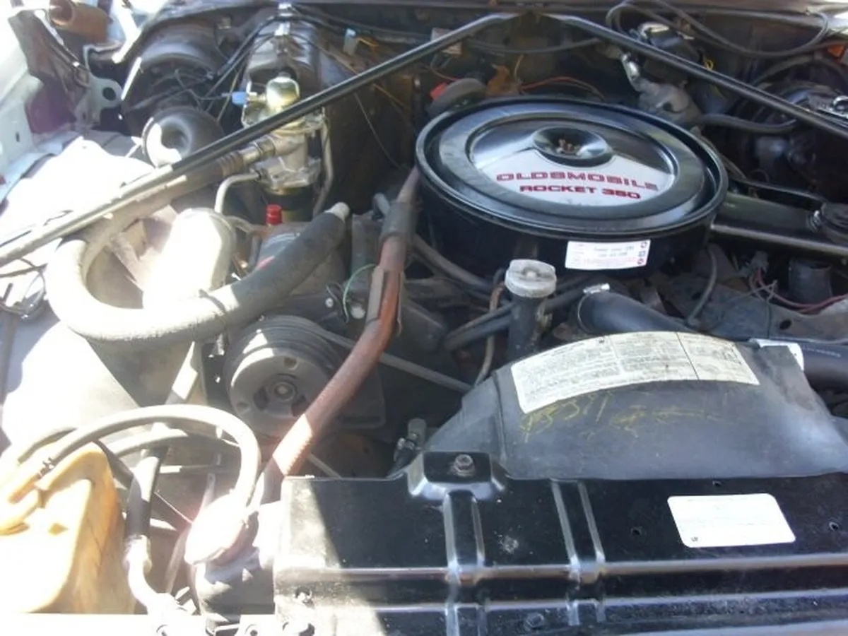 Oldsmobile-Cutlass-supreme-1975-Blue-Blue-10