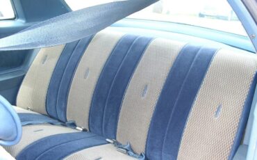 Oldsmobile-Cutlass-supreme-1975-Blue-Blue-4