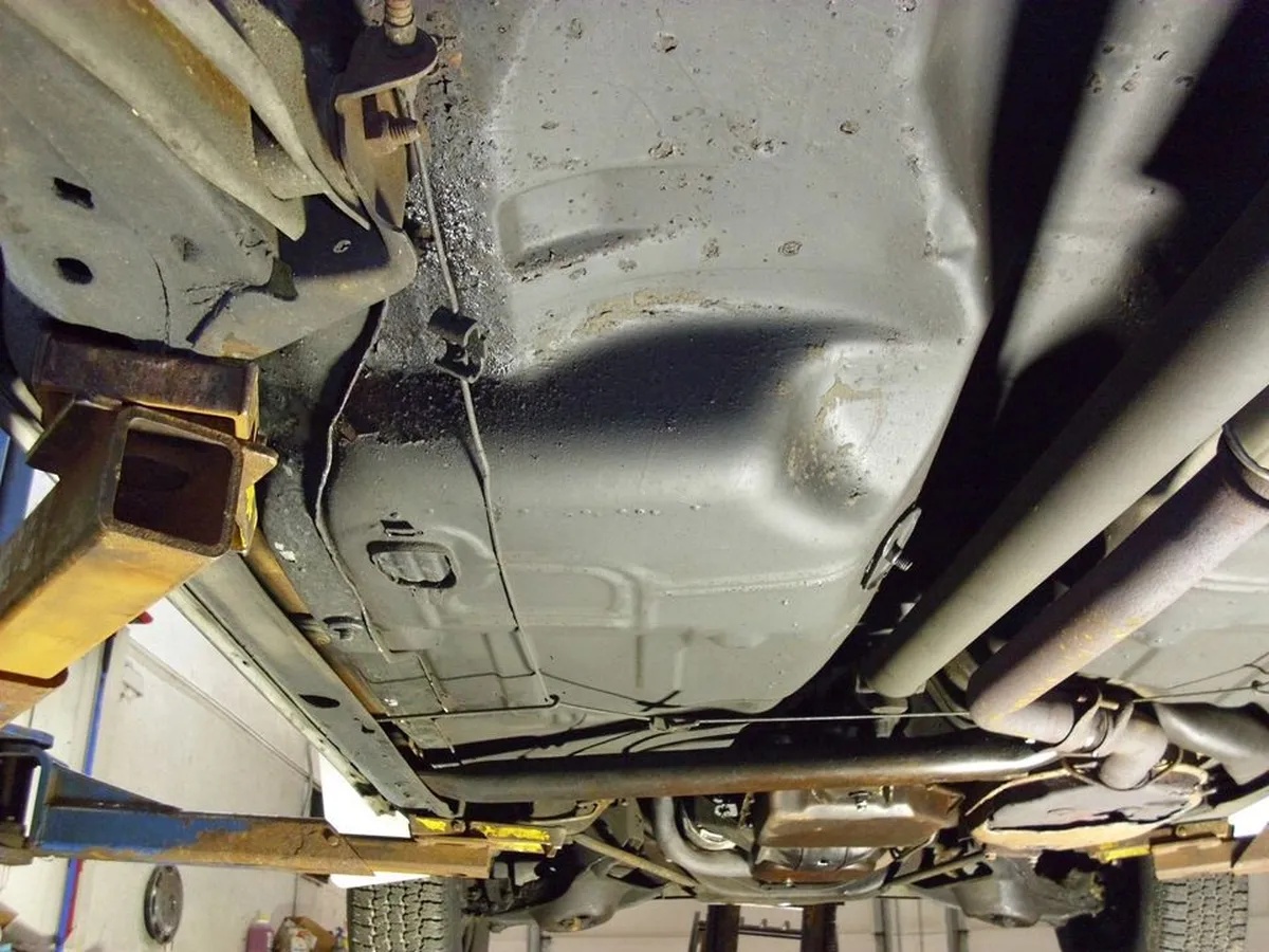 Oldsmobile-Cutlass-supreme-1975-Blue-Blue-8