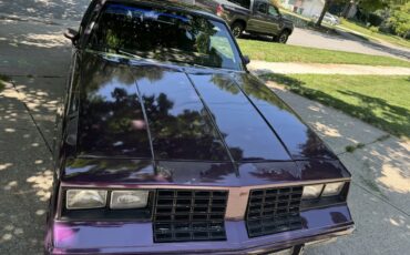 Oldsmobile-Cutlass-supreme-1982-10