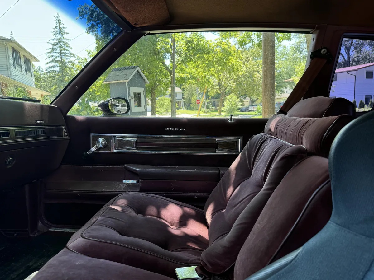 Oldsmobile-Cutlass-supreme-1982-2