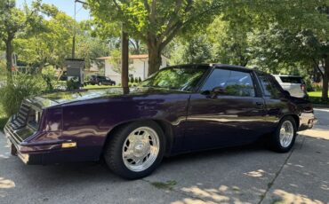 Oldsmobile-Cutlass-supreme-1982