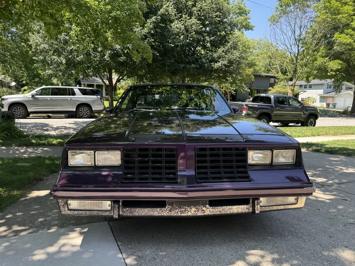 Oldsmobile-Cutlass-supreme-1982-4