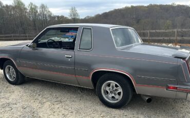 Oldsmobile-Cutlass-supreme-1988-Grey-Burgundy-1