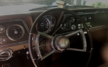Oldsmobile-Delta-88-Holiday-Coupe-1966-Coupe-10
