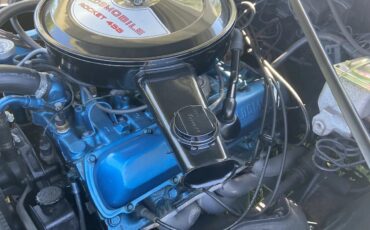 Oldsmobile-Delta-88-royale-1973-White-Cream-10