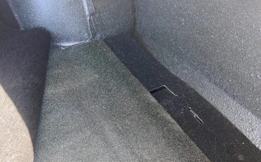 Oldsmobile-Delta-88-royale-1973-White-Cream-14