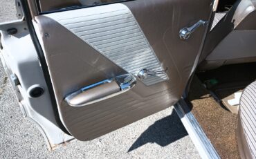 Oldsmobile-Dynamic-88-1960-Sedan-16