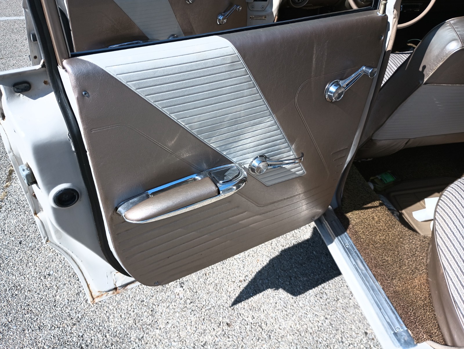 Oldsmobile-Dynamic-88-1960-Sedan-16
