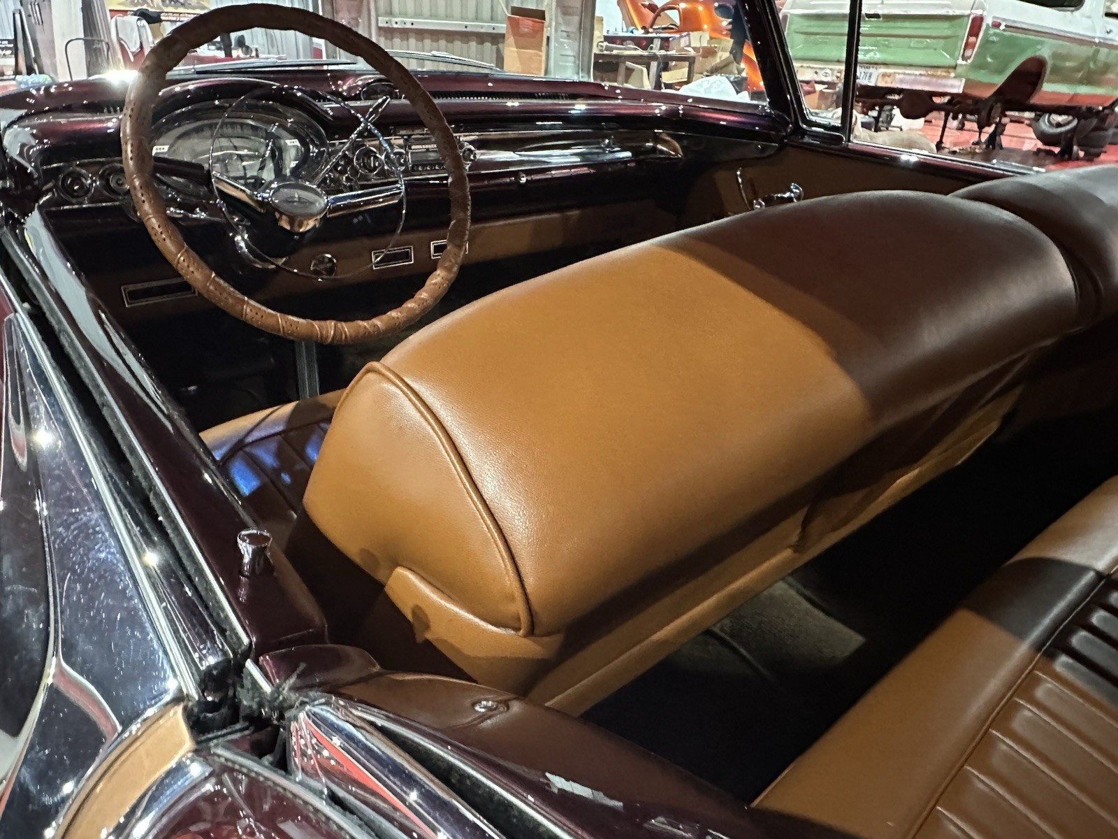 Oldsmobile-Eighty-Eight-1957-Coupe-13