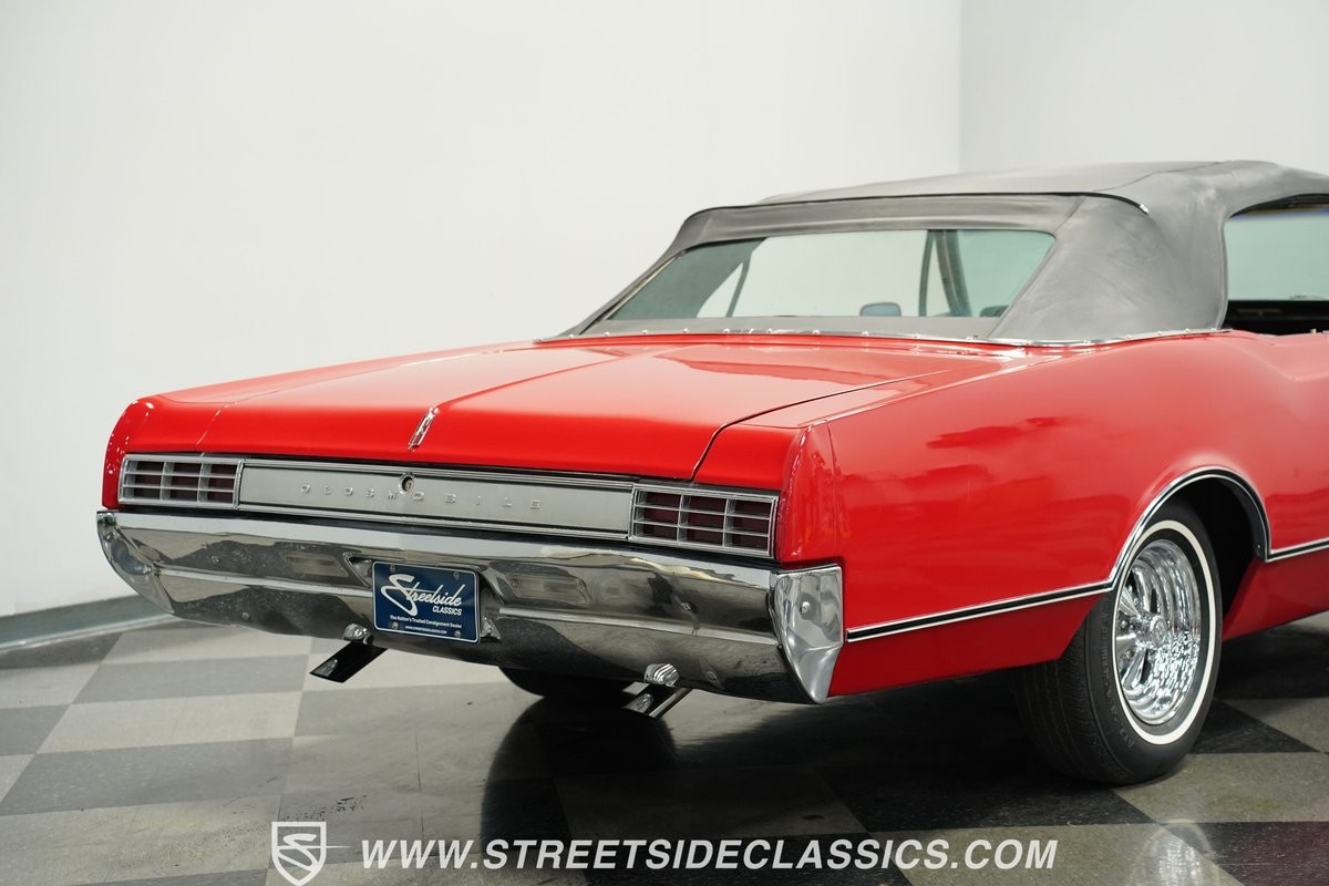 Oldsmobile-Eighty-Eight-1966-Convertible-25