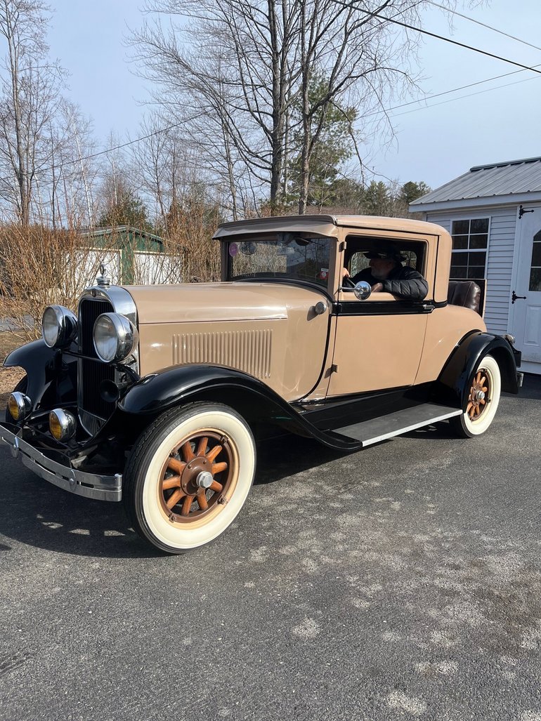 Oldsmobile-F29-1929-Tan-Tan