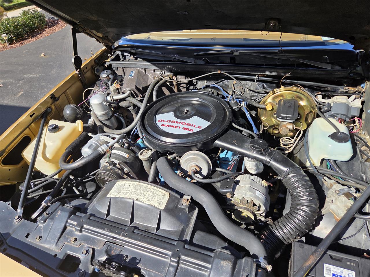 Oldsmobile-Hurst-1979-White-Gold-50