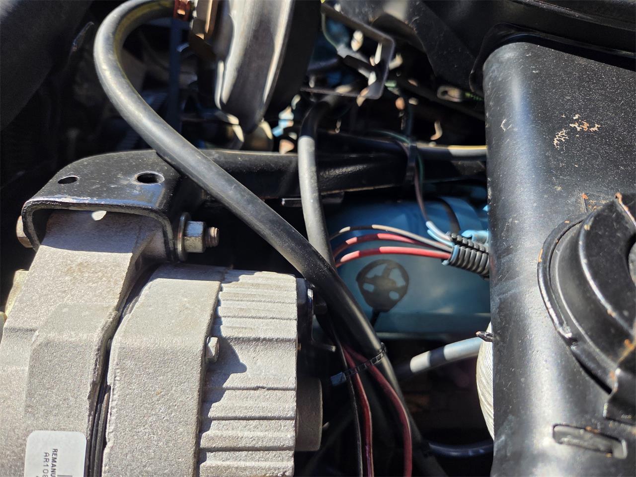 Oldsmobile-Hurst-1979-White-Gold-52