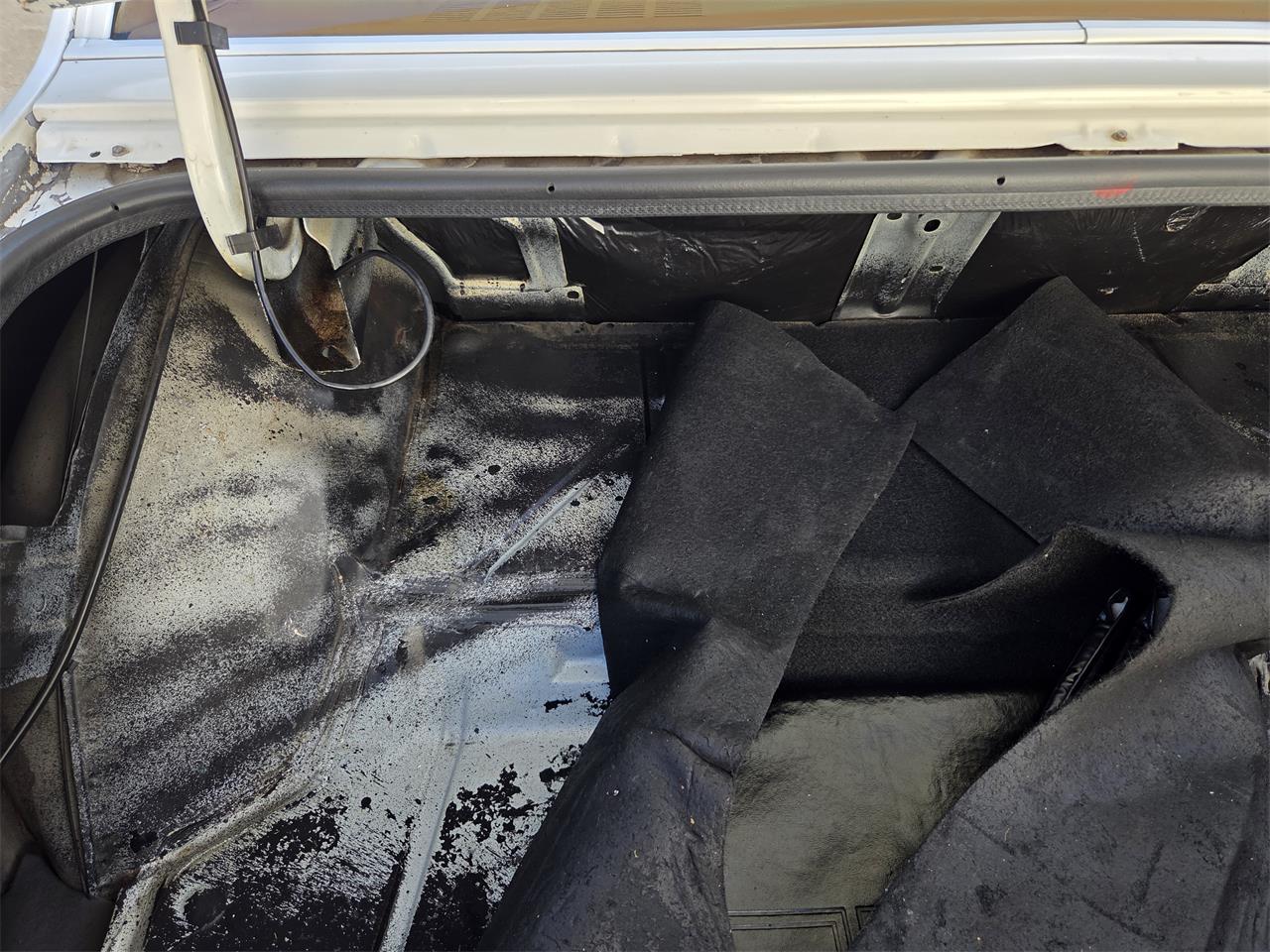 Oldsmobile-Hurst-1979-White-Gold-56