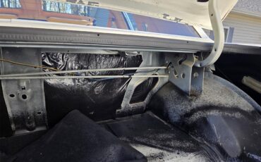 Oldsmobile-Hurst-1979-White-Gold-57