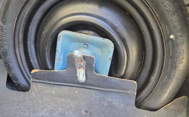 Oldsmobile-Hurst-1979-White-Gold-9