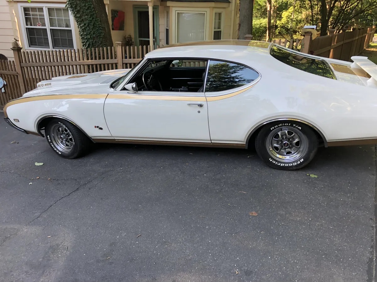 Oldsmobile-Hurstolds-1969-1