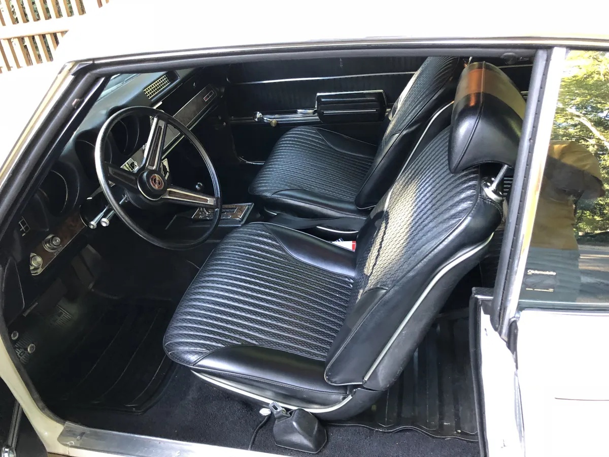 Oldsmobile-Hurstolds-1969-2