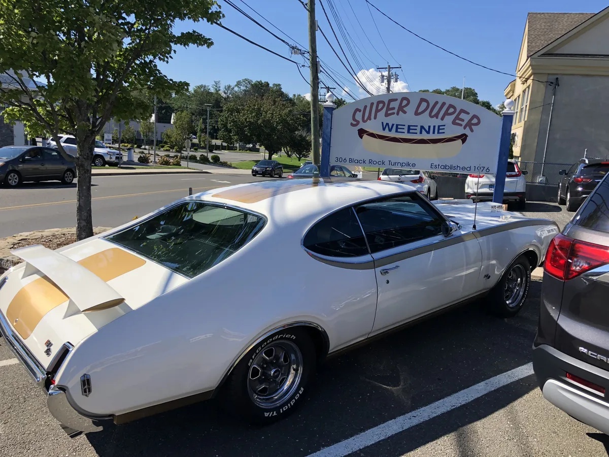Oldsmobile-Hurstolds-1969-3