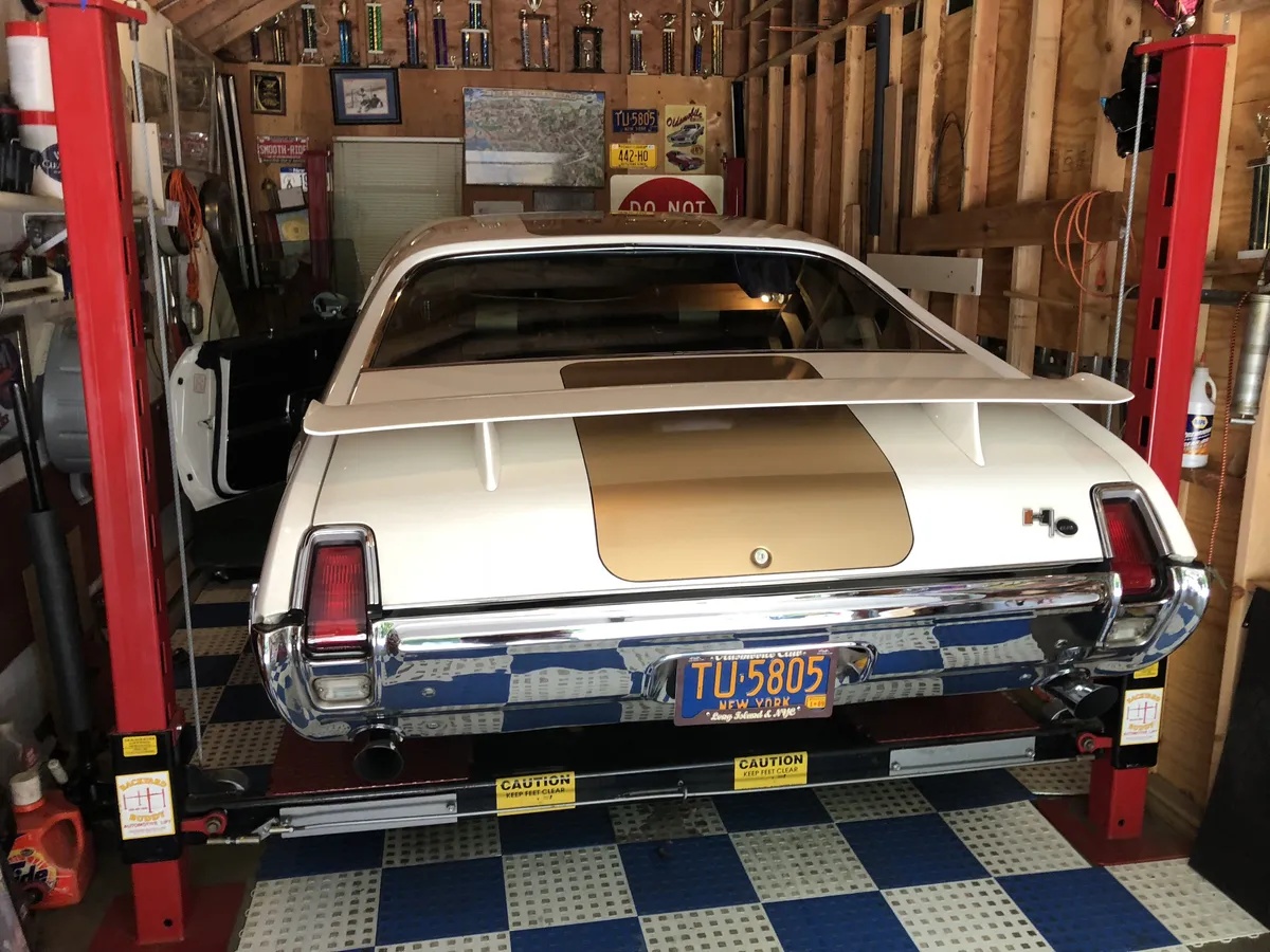 Oldsmobile-Hurstolds-1969