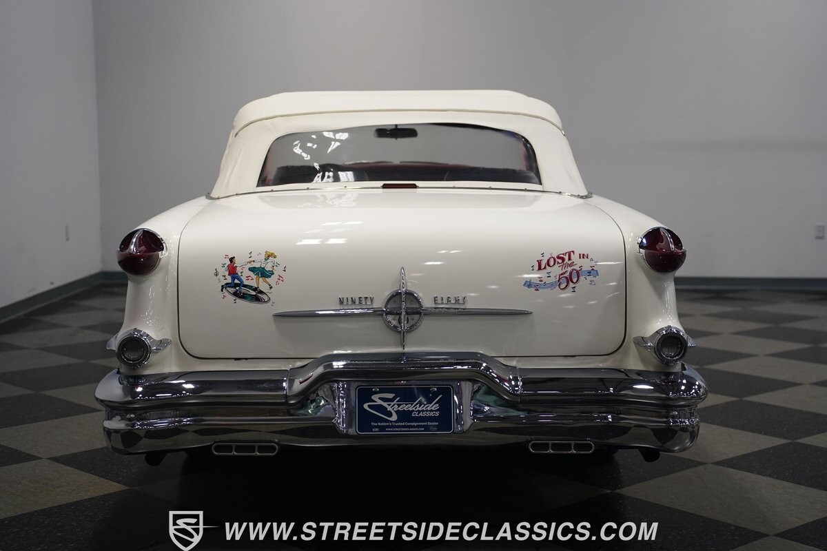 Oldsmobile-Ninety-Eight-1956-Convertible-13