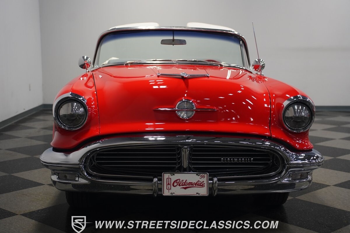 Oldsmobile-Ninety-Eight-1956-Convertible-5