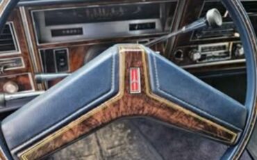 Oldsmobile-Ninety-Eight-1980-Sedan-4