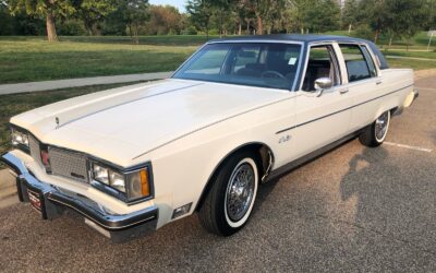 Oldsmobile Ninety-Eight 1983 Sedan