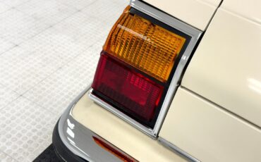 Oldsmobile-Ninety-Eight-1984-Coupe-13