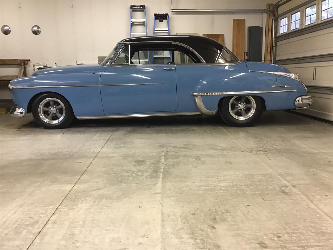 Oldsmobile-Rocket-88-1950-Blue-and-Black-Blue-3