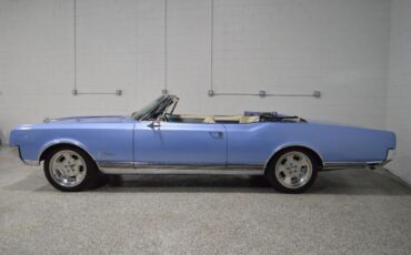 Oldsmobile-Starfire-1965-Ice-Blue-Metallic-BlueWhite-11
