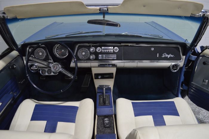 Oldsmobile-Starfire-1965-Ice-Blue-Metallic-BlueWhite-3