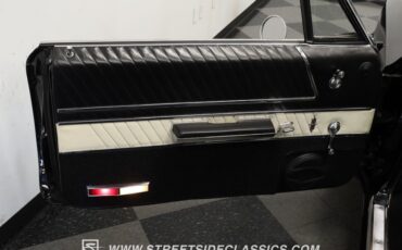 Oldsmobile-Starfire-1966-Black-Black-and-White-1