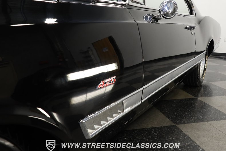 Oldsmobile-Starfire-1966-Black-Black-and-White-19