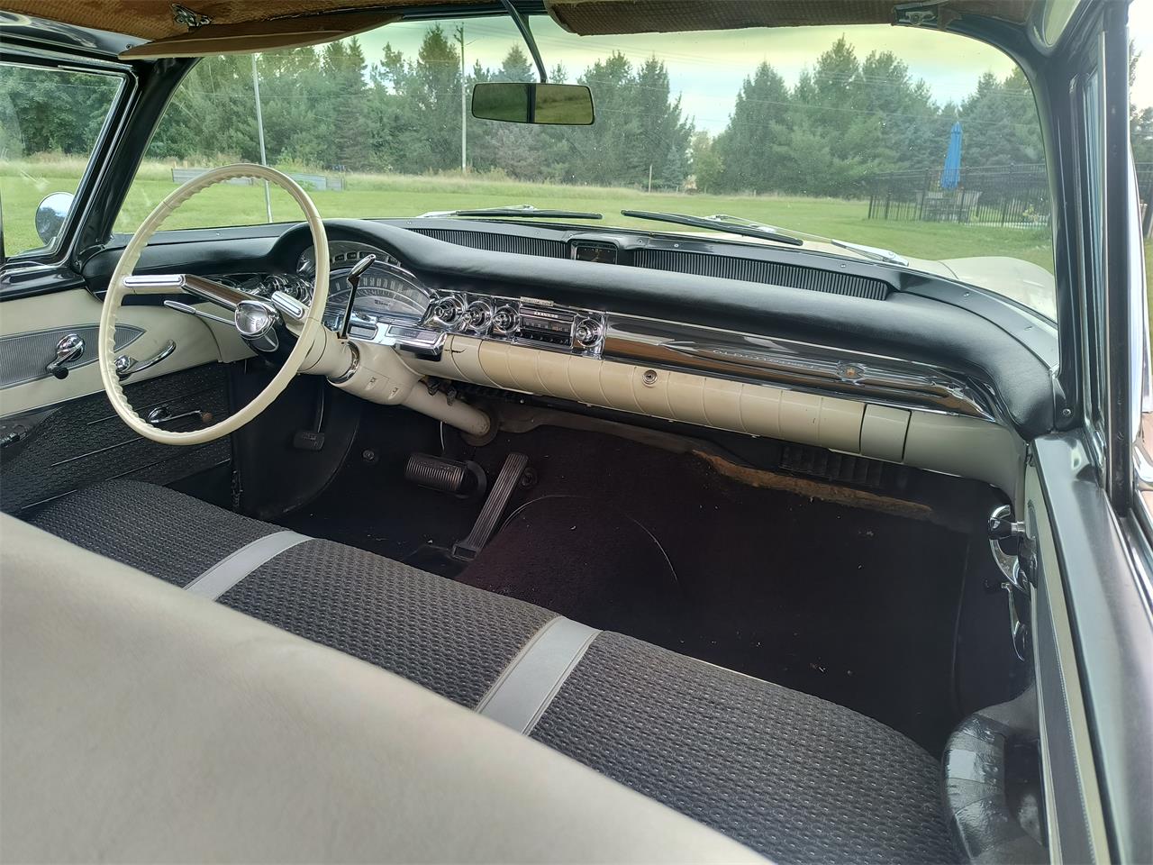 Oldsmobile-Super-88-1958-Desert-Glowpink-Gray-3