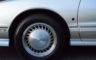 Oldsmobile-Toronado-1991-Coupe-12