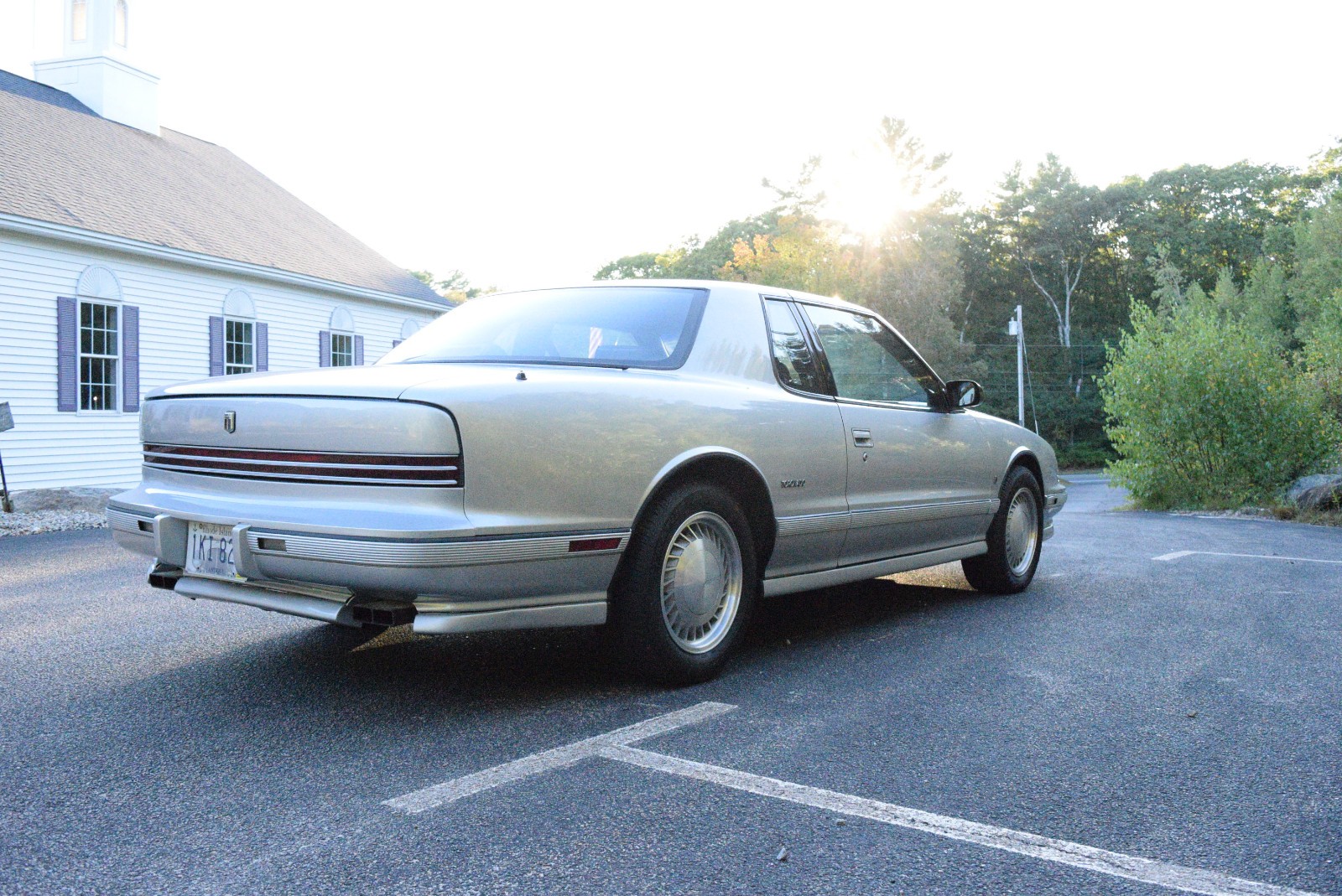 Oldsmobile-Toronado-1991-Coupe-8