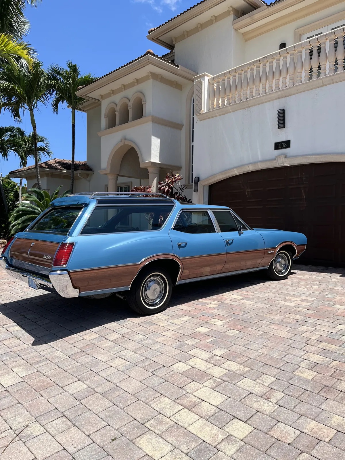 Oldsmobile-Vista-cruiser-1971-Blue-Blue-12