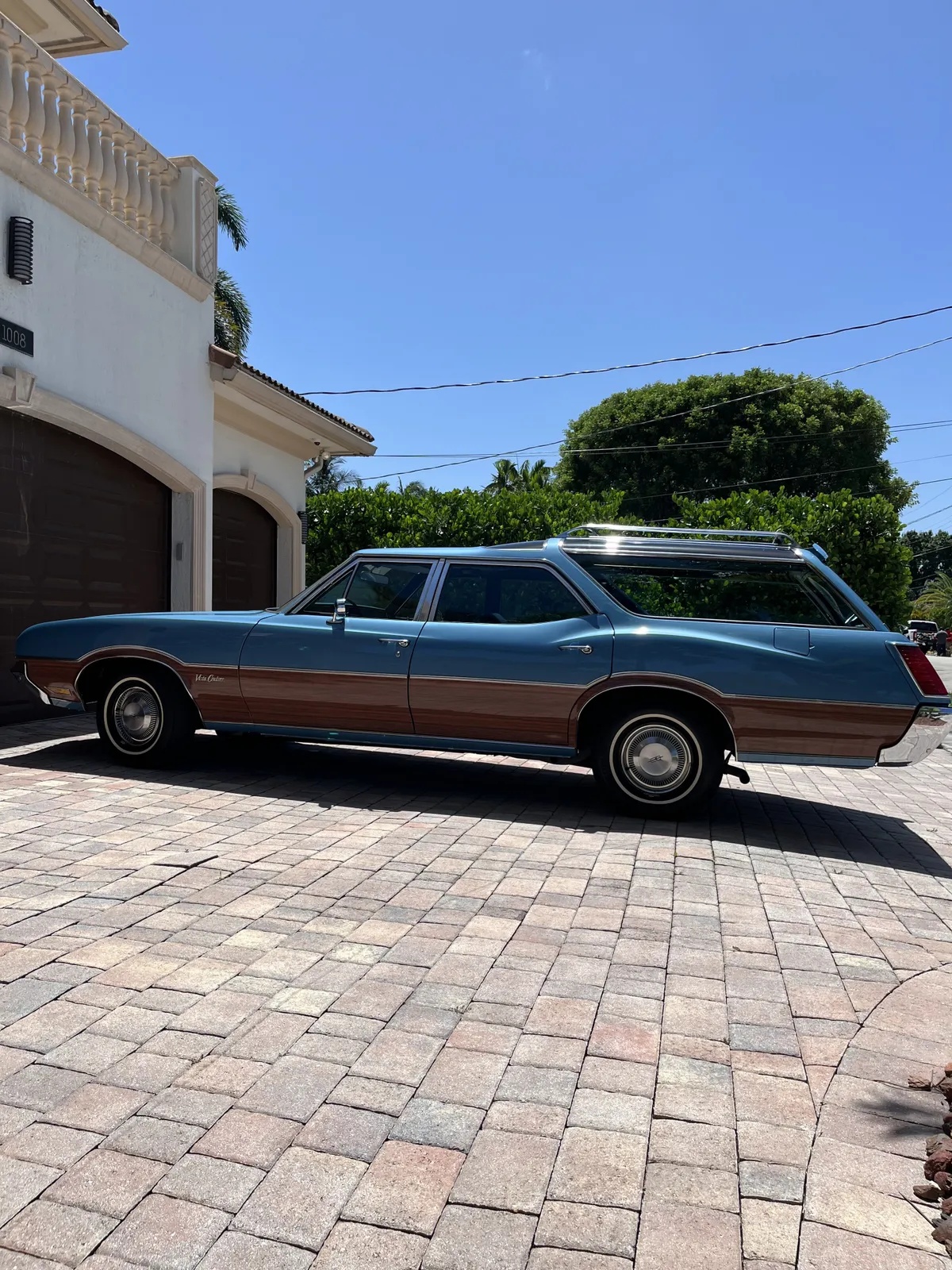 Oldsmobile-Vista-cruiser-1971-Blue-Blue-9