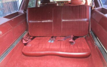 Oldsmobile-custom-cruiser-wagon-1990-15